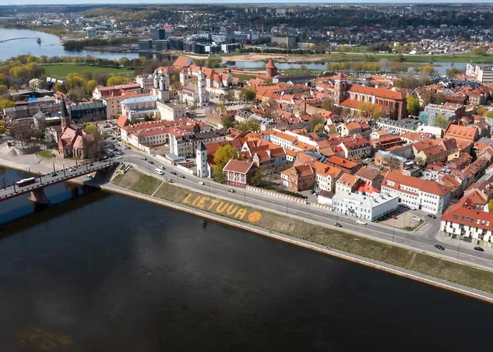 Kaunas Old Town Apartment With Underground Parking